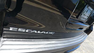 2015 Cadillac Escalade Premium - Photo 27 - Sun Valley, CA 91352