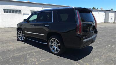 2015 Cadillac Escalade Premium - Photo 8 - Sun Valley, CA 91352