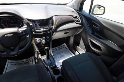 2020 Chevrolet Trax LS   - Photo 19 - Sun Valley, CA 91352