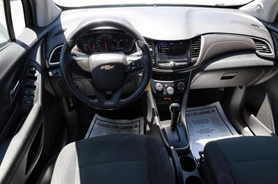 2020 Chevrolet Trax LS   - Photo 17 - Sun Valley, CA 91352