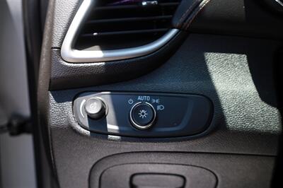 2020 Chevrolet Trax LS   - Photo 26 - Sun Valley, CA 91352