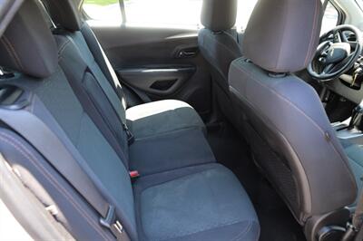2020 Chevrolet Trax LS   - Photo 14 - Sun Valley, CA 91352