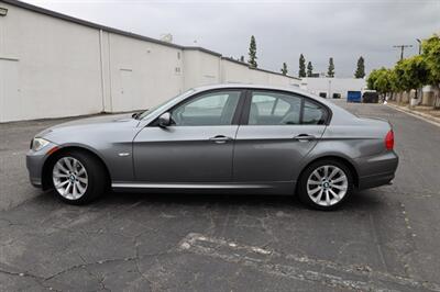 2011 BMW 3 Series 328i - Photo 4 - Sun Valley, CA 91352