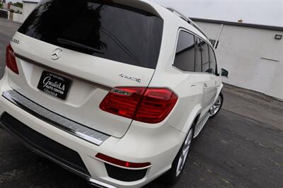 2015 Mercedes-Benz GL 550 4MATIC - Photo 6 - Sun Valley, CA 91352