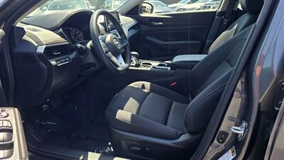 2024 Nissan Altima 2.5 SV - Photo 15 - Sun Valley, CA 91352