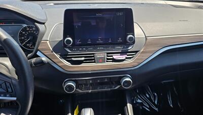 2024 Nissan Altima 2.5 SV - Photo 16 - Sun Valley, CA 91352