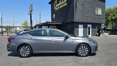 2024 Nissan Altima 2.5 SV - Photo 5 - Sun Valley, CA 91352