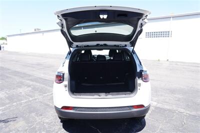2024 Jeep Compass Latitude - Photo 8 - Sun Valley, CA 91352