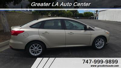 2018 Ford Focus SE   - Photo 4 - Sun Valley, CA 91352