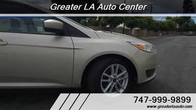 2018 Ford Focus SE   - Photo 12 - Sun Valley, CA 91352