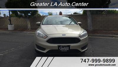 2018 Ford Focus SE   - Photo 2 - Sun Valley, CA 91352
