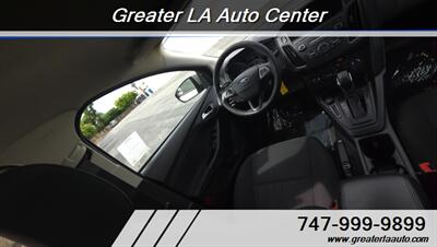 2018 Ford Focus SE   - Photo 22 - Sun Valley, CA 91352
