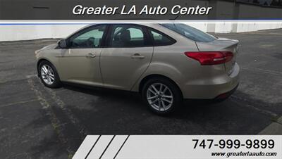 2018 Ford Focus SE   - Photo 6 - Sun Valley, CA 91352
