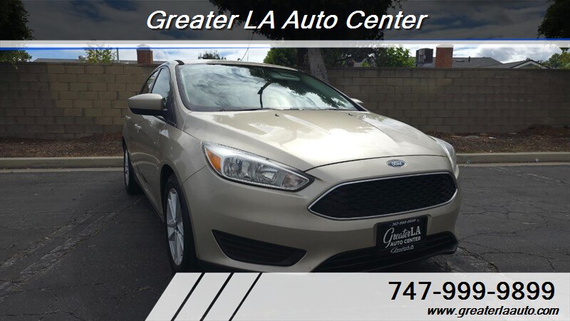 2018 Ford Focus Sedan SE's photo