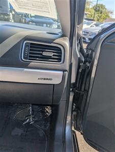 2013 Volkswagen Jetta Hybrid - Photo 18 - Sun Valley, CA 91352