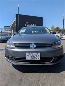 2013 Volkswagen Jetta Hybrid - Photo 2 - Sun Valley, CA 91352