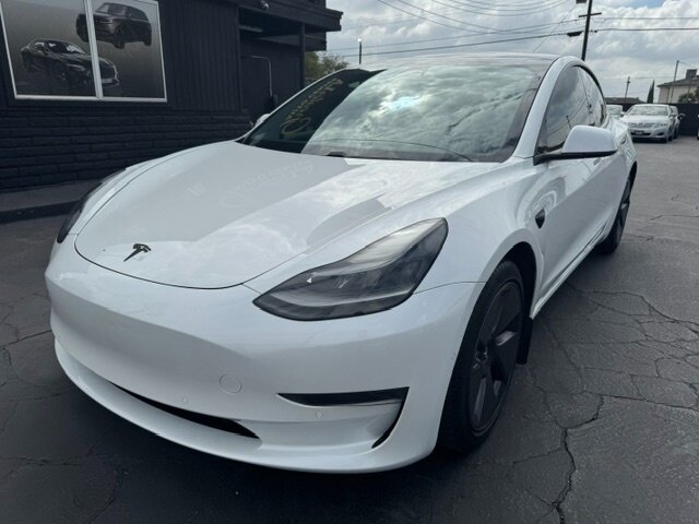 2021 Tesla Model 3 Standard Range Plus  