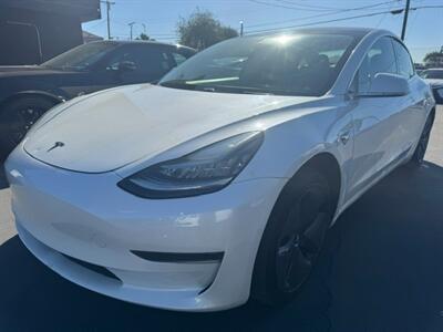 2020 Tesla Model 3 Long Range   - Photo 2 - Sun Valley, CA 91352