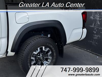 2019 Toyota Tacoma TRD Off-Road   - Photo 9 - Sun Valley, CA 91352
