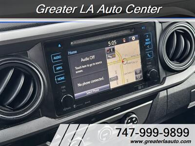 2019 Toyota Tacoma TRD Off-Road   - Photo 17 - Sun Valley, CA 91352