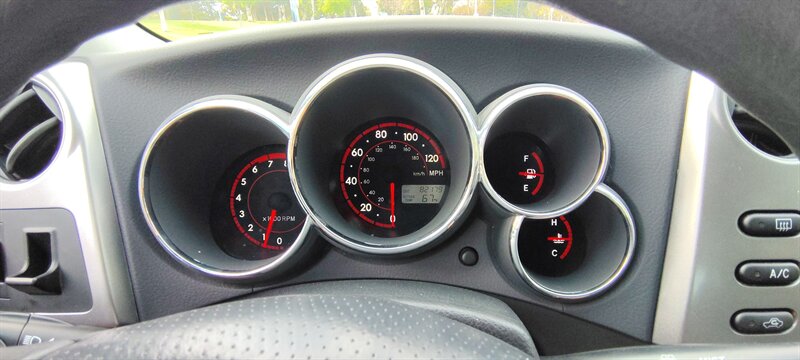 2005 Toyota Matrix - Photo 9 - San Diego, CA 92115