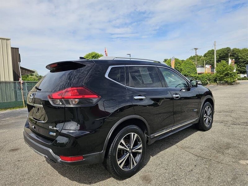 2017 Nissan Rogue Hybrid SL  