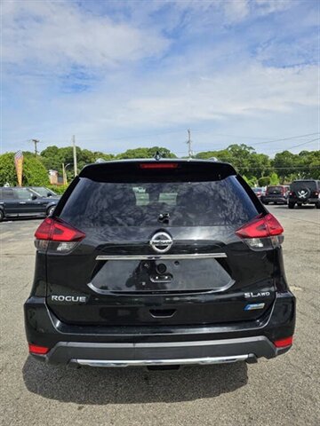 2017 Nissan Rogue Hybrid SL - Photo 4 - San Diego, CA 92115