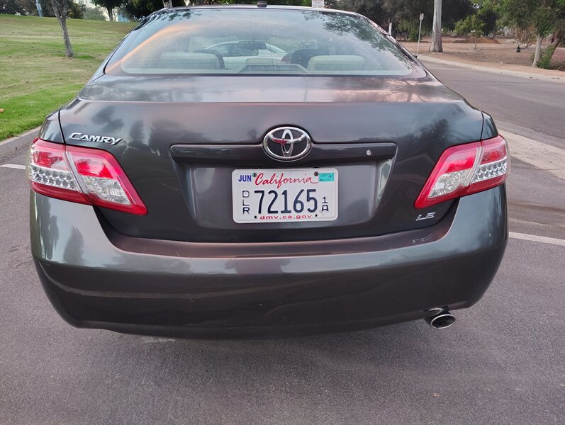 2010 Toyota Camry LE - Photo 4 - San Diego, CA 92115