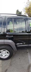 2004 Jeep Liberty Sport   - Photo 18 - San Diego, CA 92115