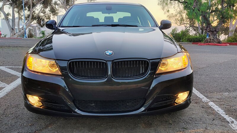 2011 BMW 3 Series 328i Sport packge - Photo 2 - San Diego, CA 92115