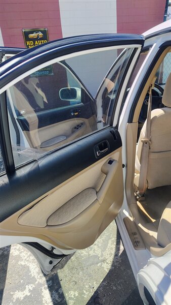 2005 Honda Civic Hybrid CVT - Photo 12