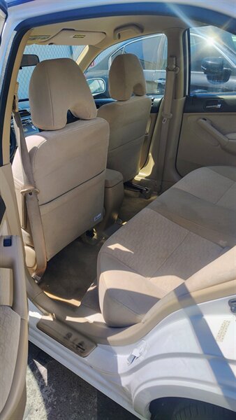 2005 Honda Civic Hybrid CVT - Photo 13