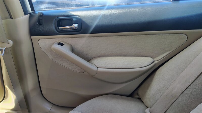 2005 Honda Civic Hybrid CVT - Photo 19