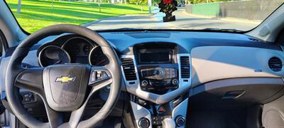 2015 Chevrolet Cruze LS Auto   - Photo 9 - San Diego, CA 92115