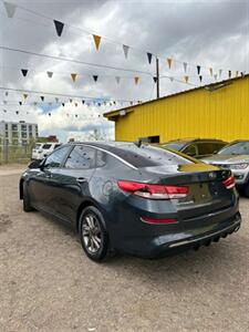 2020 Kia Optima LX   - Photo 4 - Denver, CO 80204