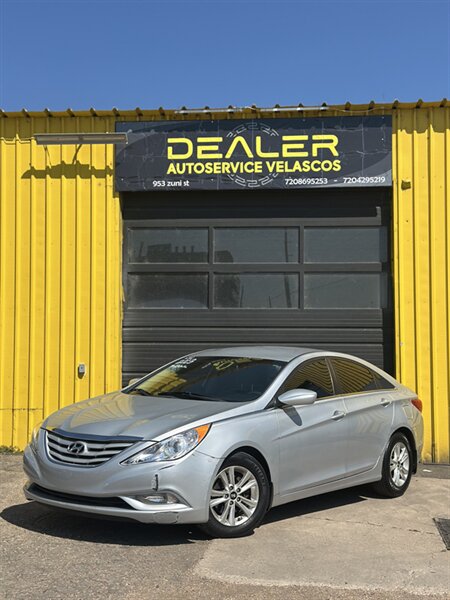 2013 Hyundai SONATA GLS  