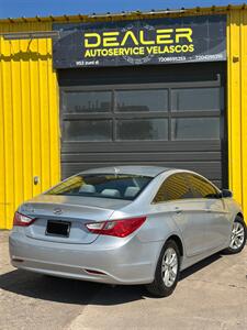 2013 Hyundai SONATA GLS   - Photo 3 - Denver, CO 80204