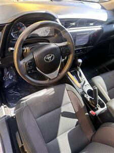 2019 Toyota Corolla   - Photo 5 - Denver, CO 80204