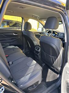 2019 Hyundai Santa Fe SEL 2.4L   - Photo 6 - Denver, CO 80204