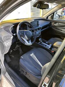 2019 Hyundai Santa Fe SEL 2.4L   - Photo 10 - Denver, CO 80204