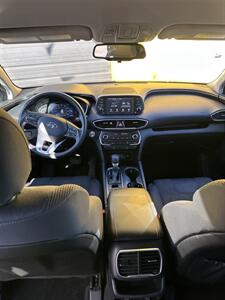 2019 Hyundai Santa Fe SEL 2.4L   - Photo 9 - Denver, CO 80204