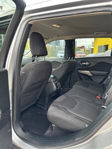 2017 Jeep Cherokee Latitude   - Photo 10 - Denver, CO 80204