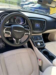 2015 Chrysler 200 Limited - Photo 8 - Denver, CO 80204