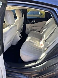 2015 Chrysler 200 Limited - Photo 5 - Denver, CO 80204