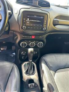 2016 Jeep Renegade Limited   - Photo 10 - Denver, CO 80204