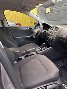 2015 Volkswagen Jetta S - Photo 8 - Denver, CO 80204