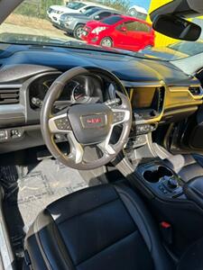2021 GMC Acadia SLT - Photo 5 - Denver, CO 80204