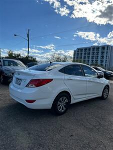 2015 Hyundai ACCENT GLS - Photo 4 - Denver, CO 80204