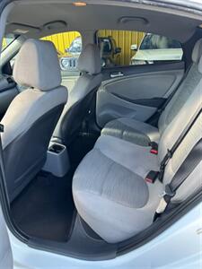 2015 Hyundai ACCENT GLS - Photo 10 - Denver, CO 80204