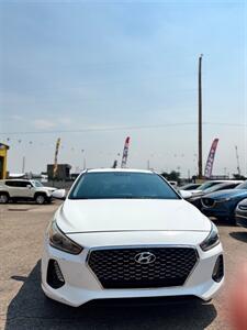 2018 Hyundai ELANTRA GT   - Photo 5 - Denver, CO 80204